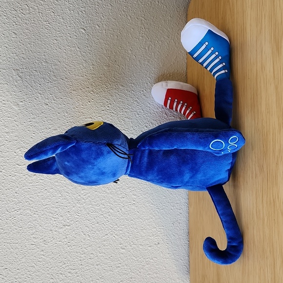 Pete The Cat Plush NWT - Picture 3 of 5